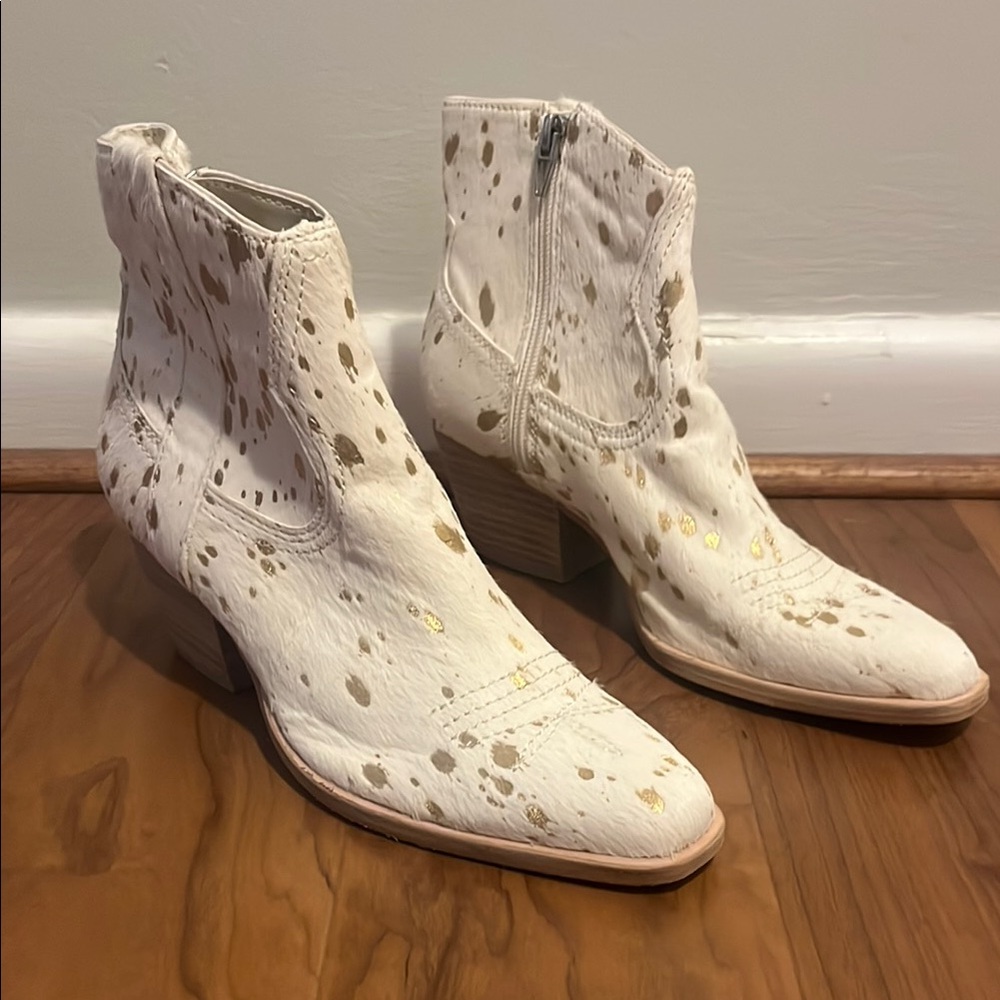 Dolce Vita Silma Calfskin Ankle Cowgirl Boots - Women’s
